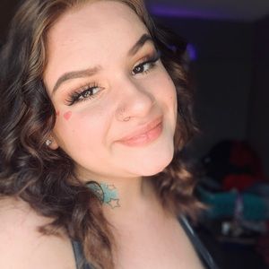 Meet your Posher, Jillian